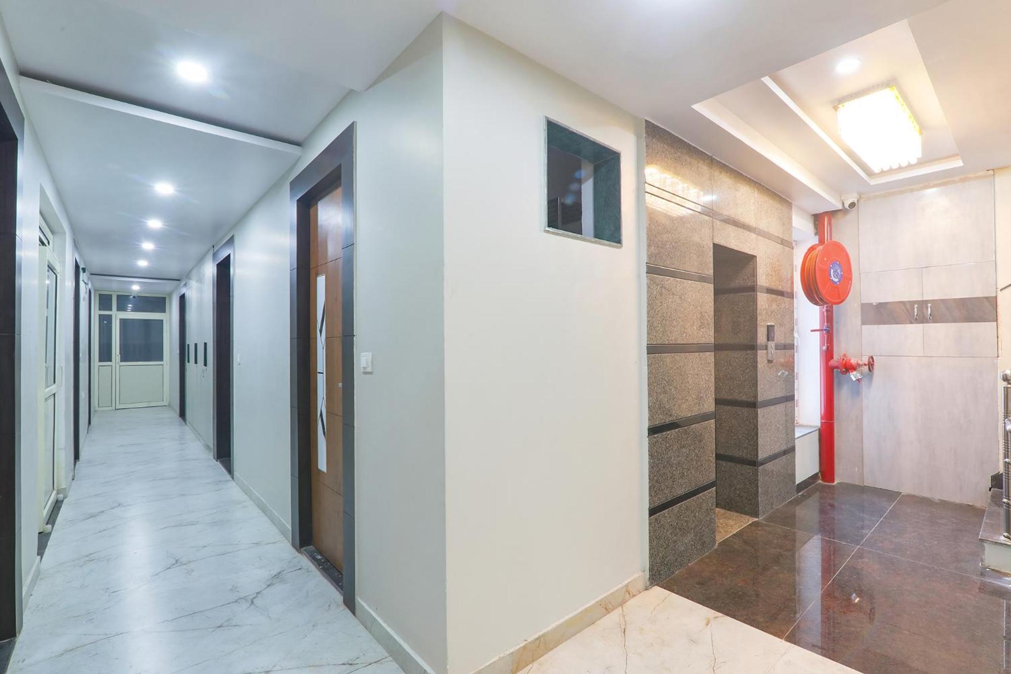 Fabexpress Grand I Hotel 3*