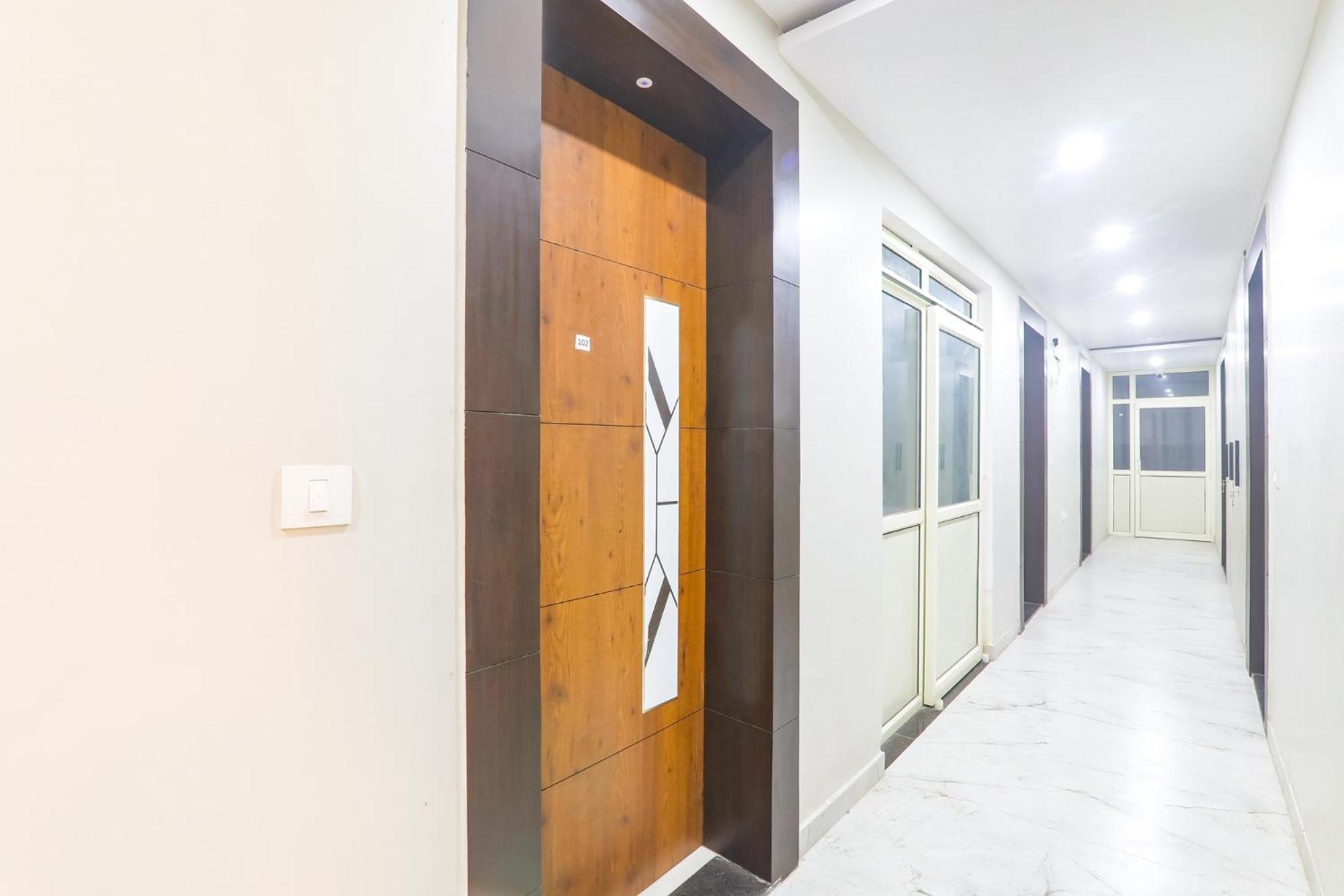 Hotel Fabexpress Grand I 3*
