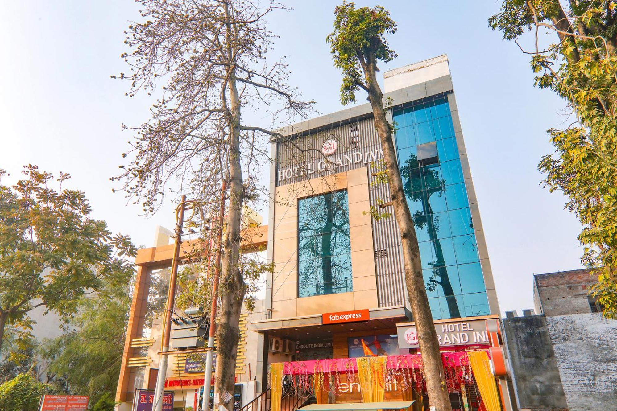 Hotel Fabexpress Grand I Lucknow