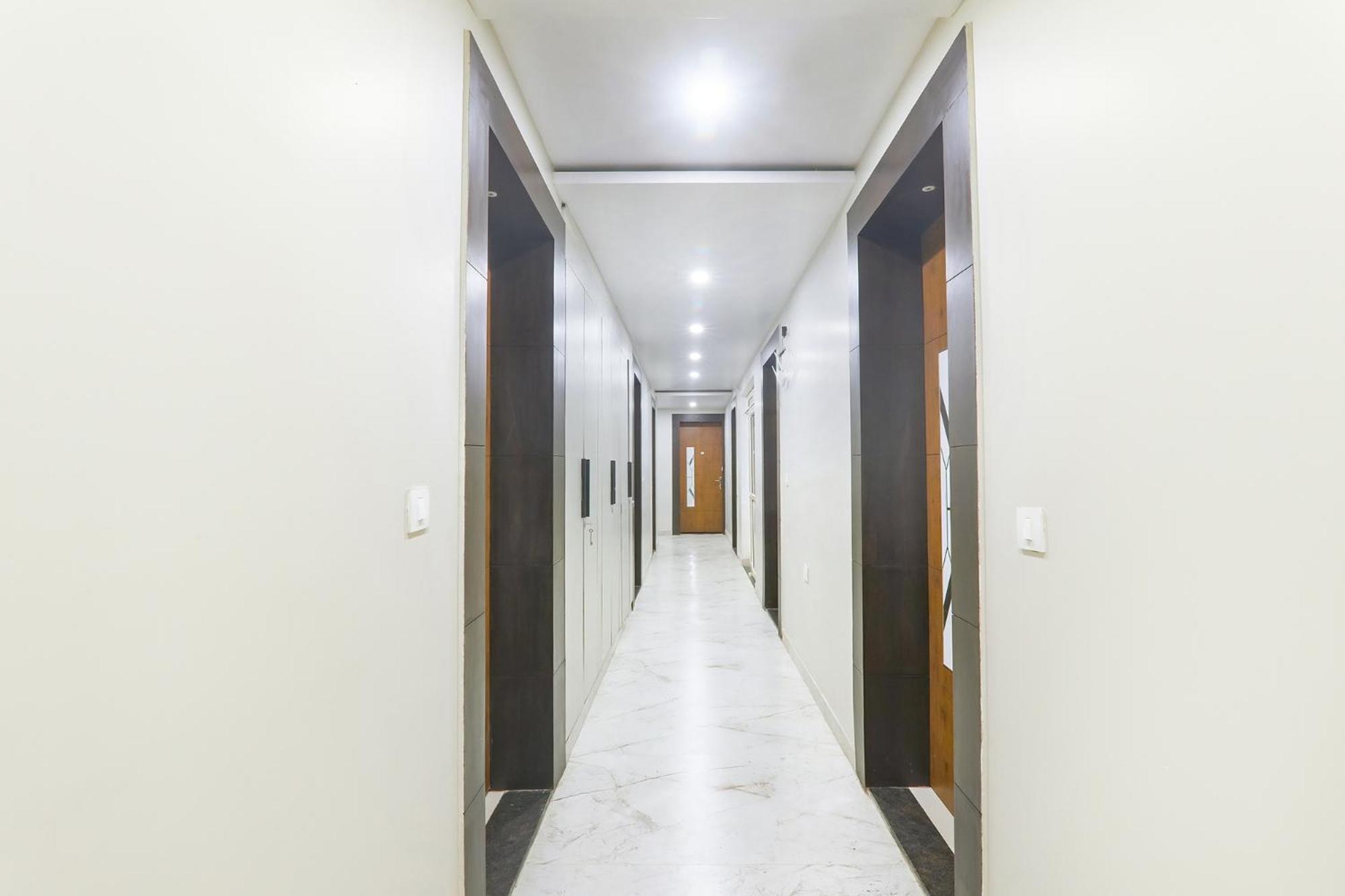 Fabexpress Grand I Hotel Lucknow